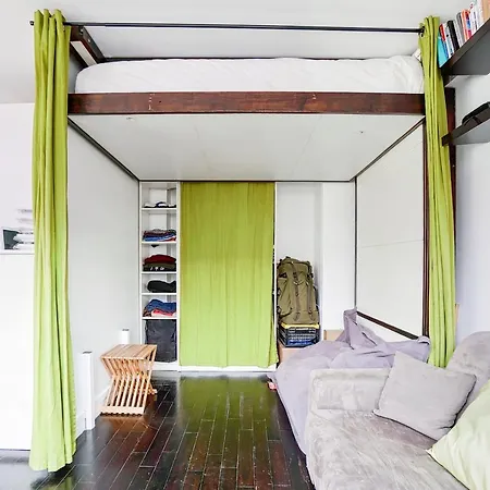 Pretty Flat With Balcony 15 Min From Sacre-coeur Apartment
