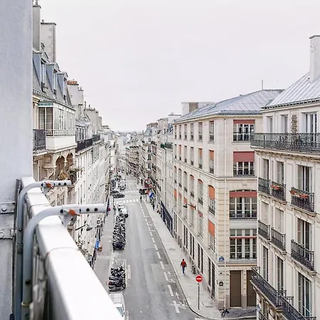 Pretty Flat With Balcony 15 Min From Sacré-coeur